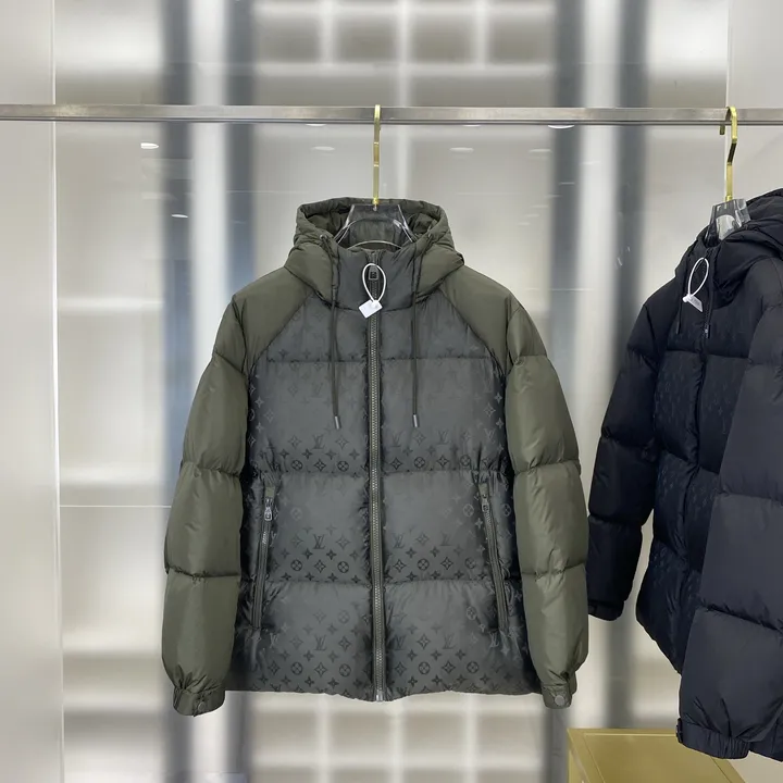 ルイヴィトン ダウンコートショート丈