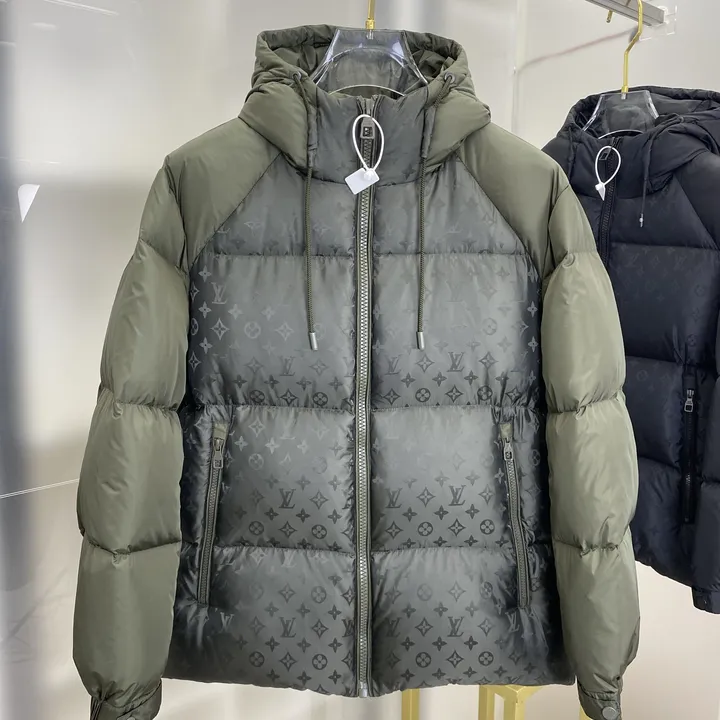 ルイヴィトン ダウンジャケット 撥水加工