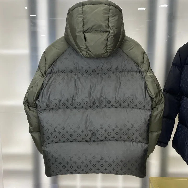 ルイヴィトン ダウン 偽物