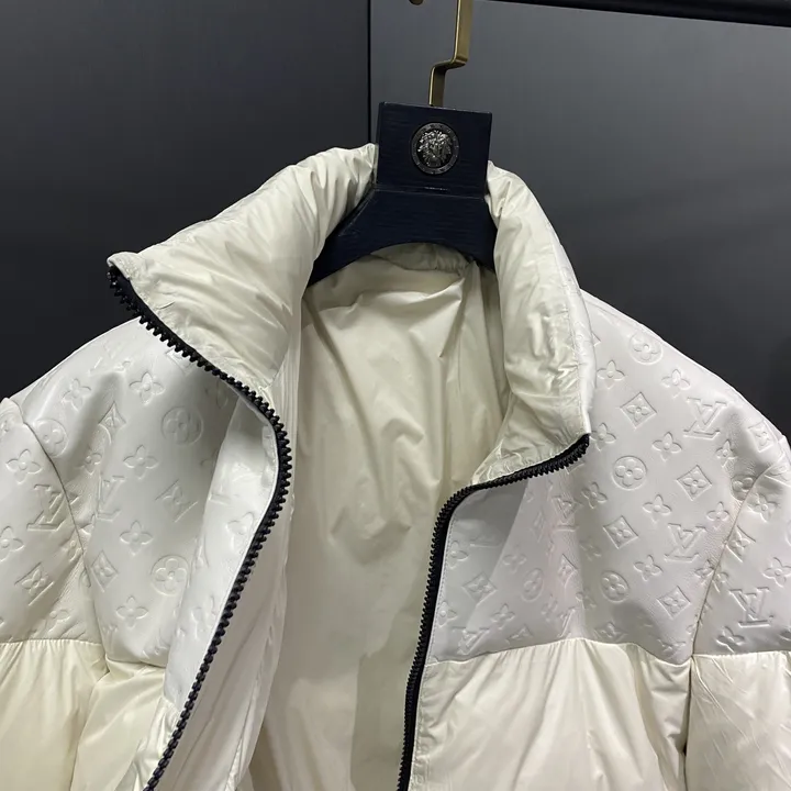 ヴィトン ダウンコートスーパーコピー