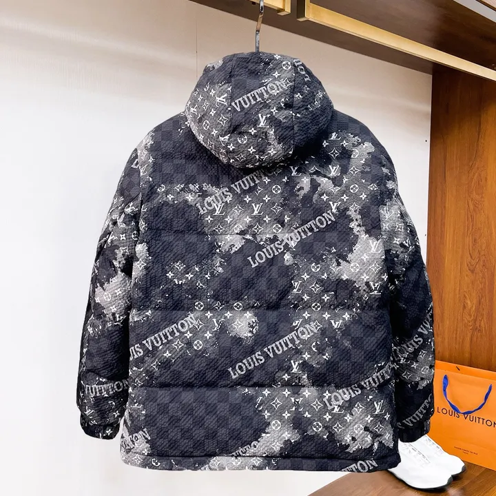 ルイヴィトン ダウンジャケット 25AW