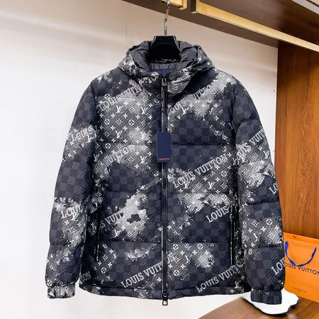 ルイヴィトン ダウンジャケット 新品
