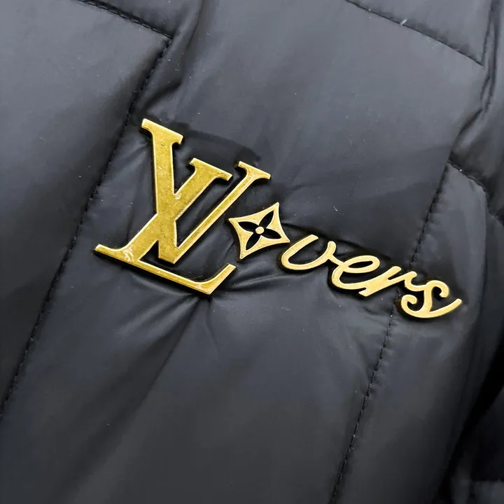 ヴィトン 秋冬服 スーパーコピー