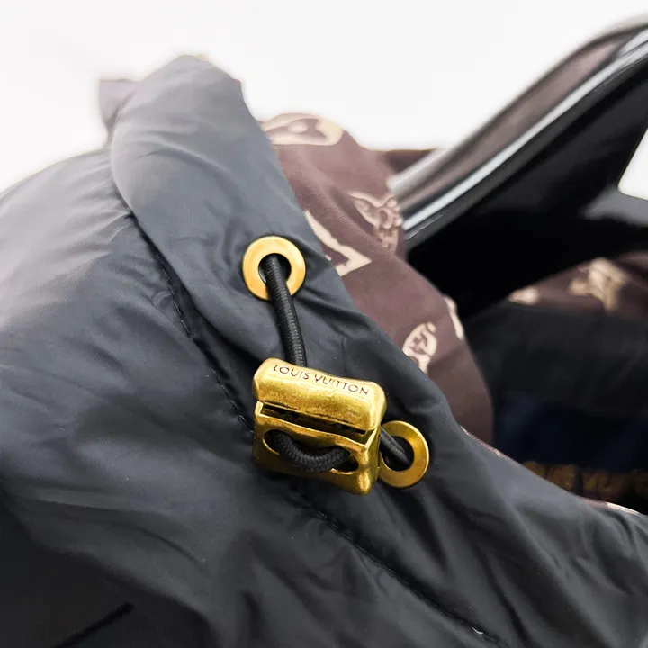 ヴィトン ダウン 軽量 暖かい