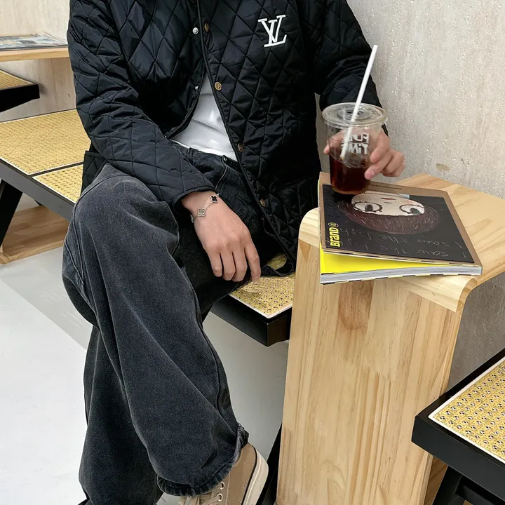 ヴィトン ダウンジャケット かっこいい