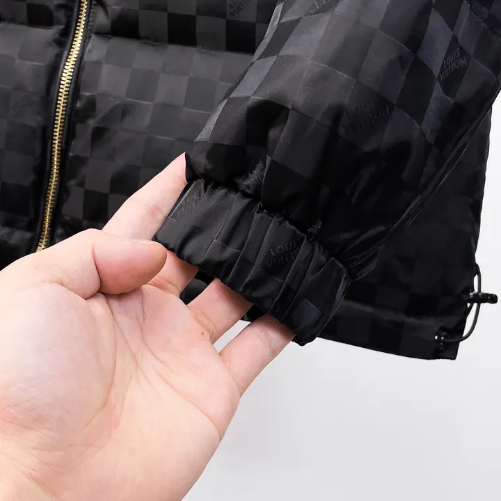 ヴィトン フルジップ ダウンコート