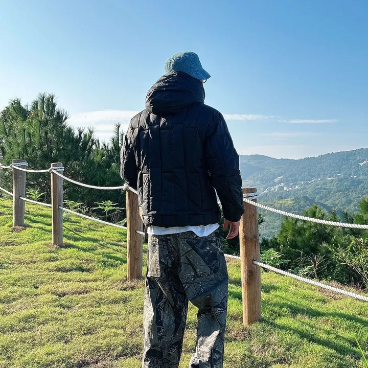 ルイヴィトン ダウンジャケット メンズ