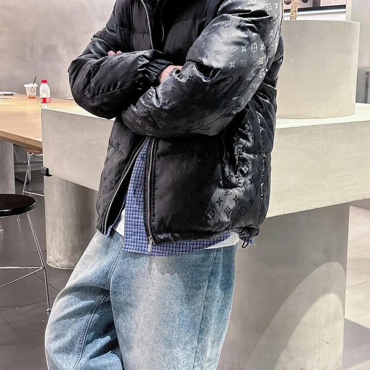 ルイヴィトン ダウンジャケット人気