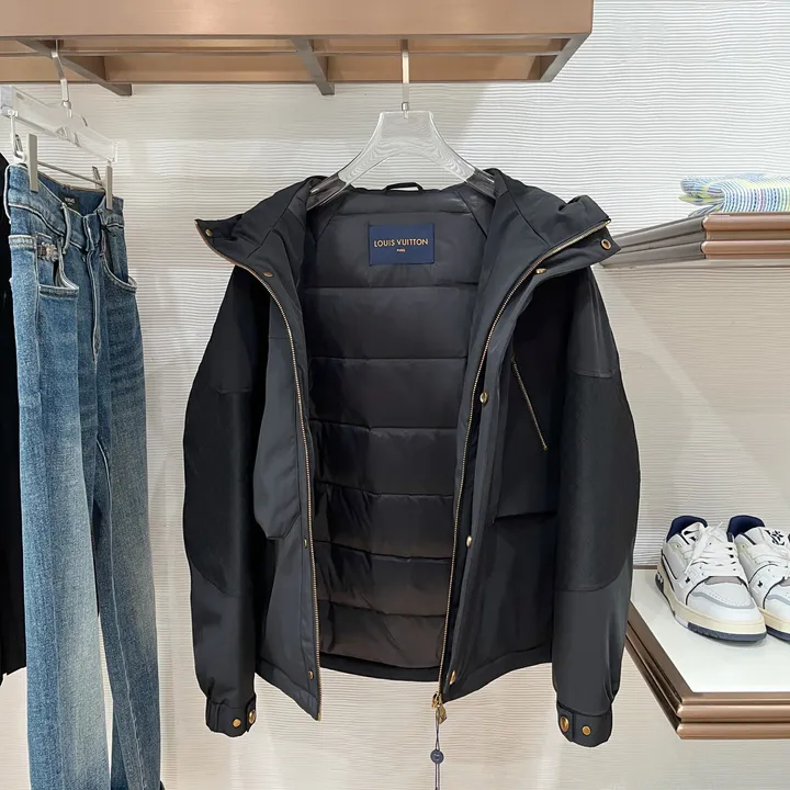 LOUIS VUITTON 防寒コート 大きいサイズ