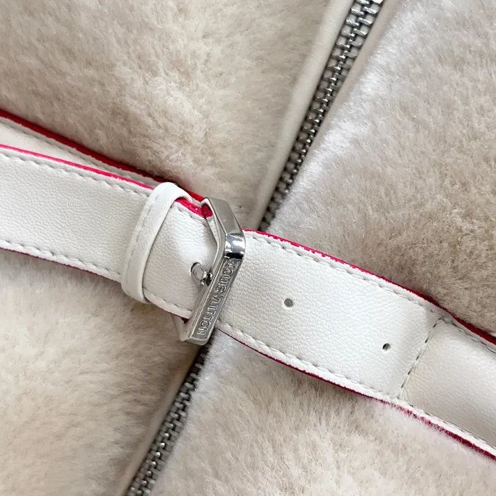 極美品 ルイヴィトン ダウンジャケット