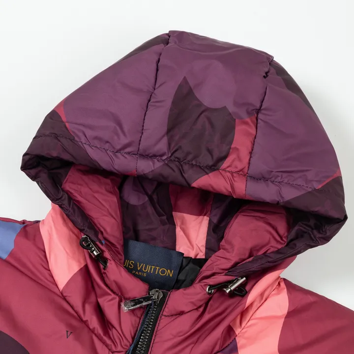 ルイヴィトン パーカーフード付き