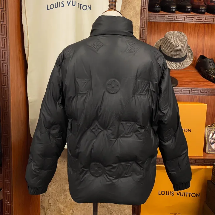 ルイヴィトン 高级ダウンジャケット