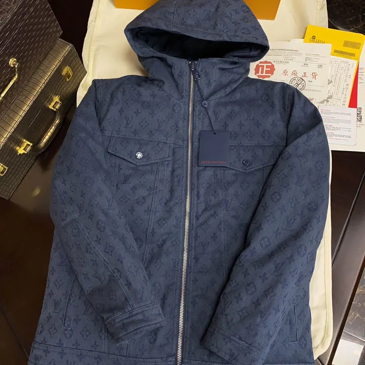 ルイヴィトン モノグラム ダウン