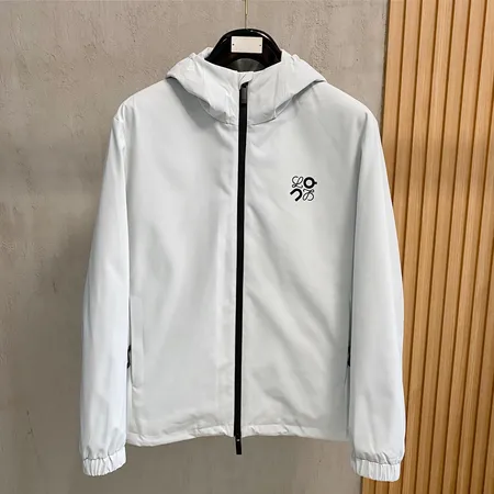 ロエベ オン ダウンジャケットホワイト