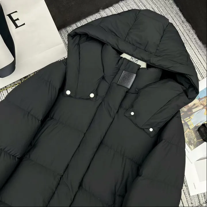 ロエベ ダウンジャケット ミドル丈