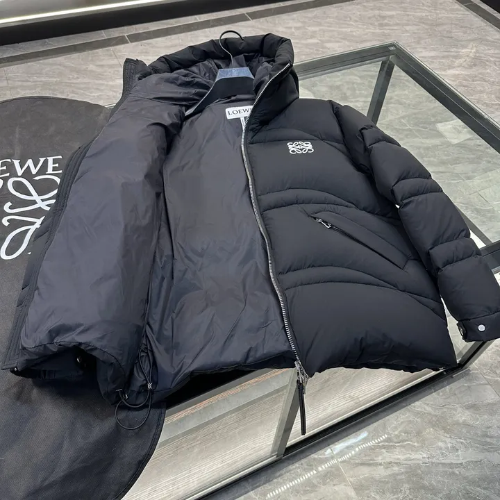 LOEWE 厚手 ダウン