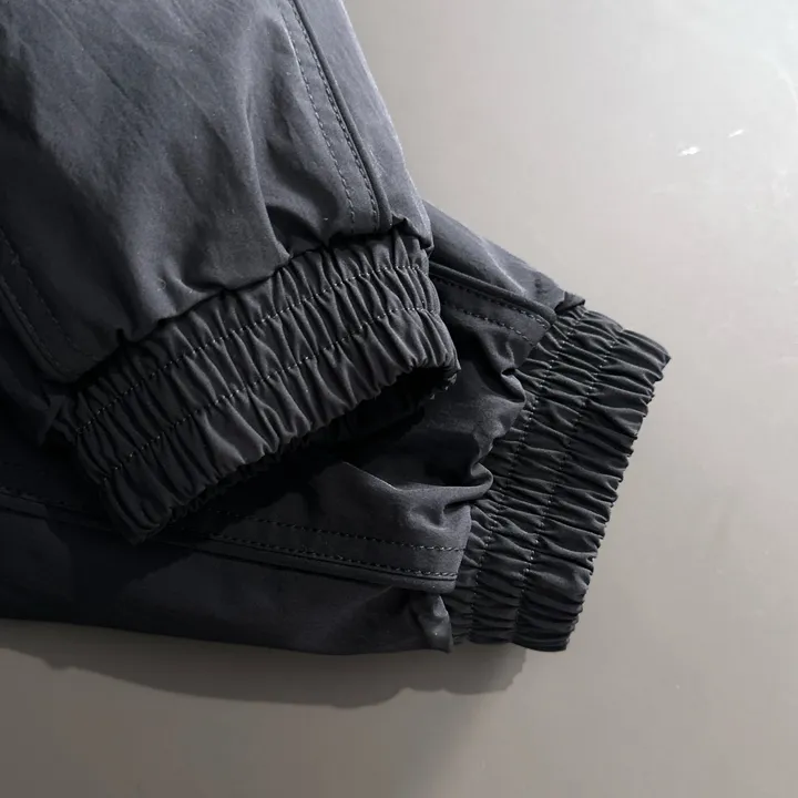 LOEWE ダウン 2026