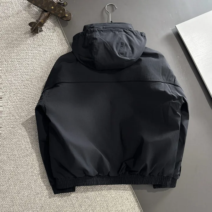 LOEWE ダウン 2026