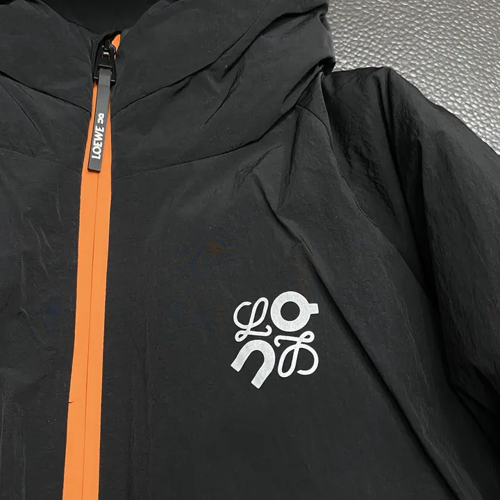 LOEWEｘOn ダウンジャケット