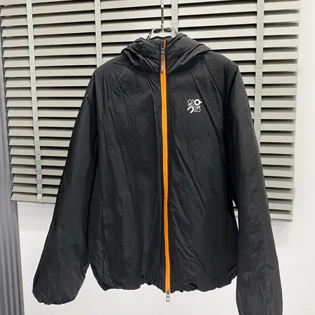 LOEWEｘOn ダウンジャケット