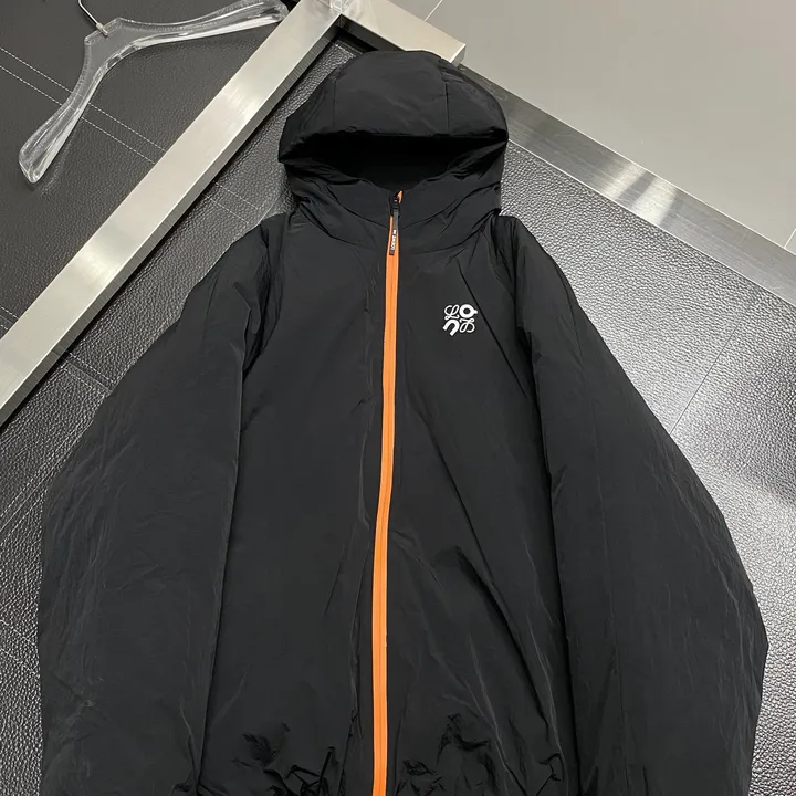 LOEWE 秋冬 アウター