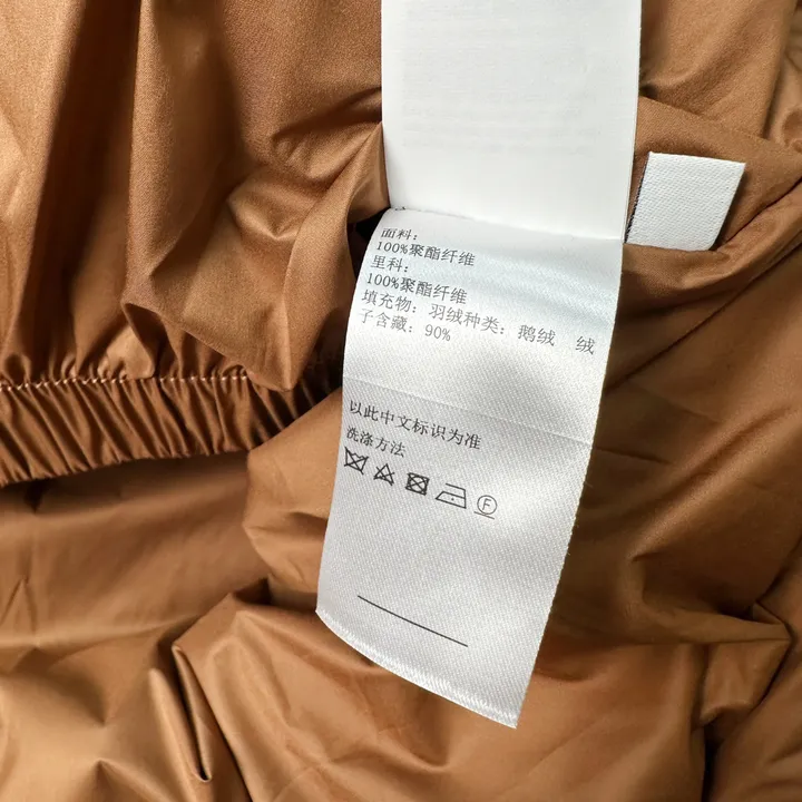 ロエベ アウター 冬 暖かい