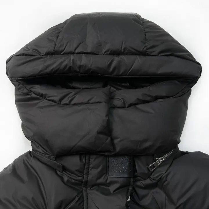 ロエベ レディース ダウンジャケット ブラック