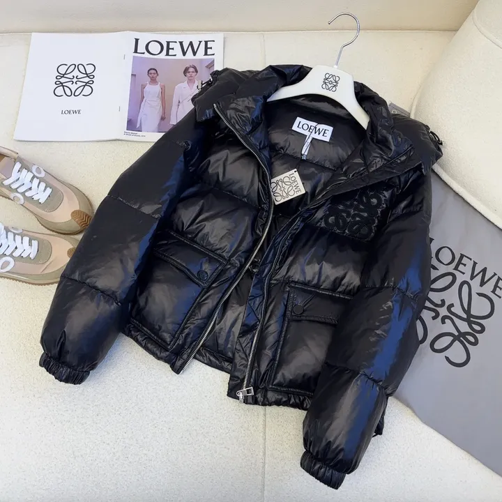 LOEWE フード付き ダウンコート