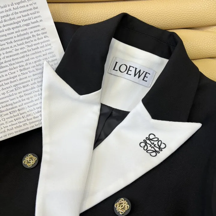 ロエベ 折り襟 ロングダウン