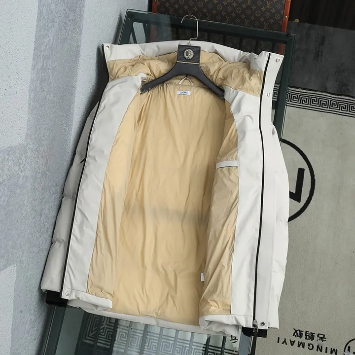 LOEWE ホワイト ダウンジャケット