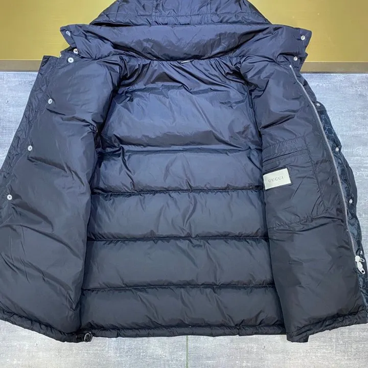 グッチダウンコート かっこいい