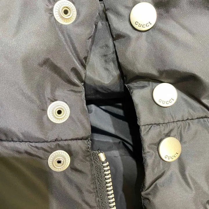 グッチ ショート ダウンジャケット