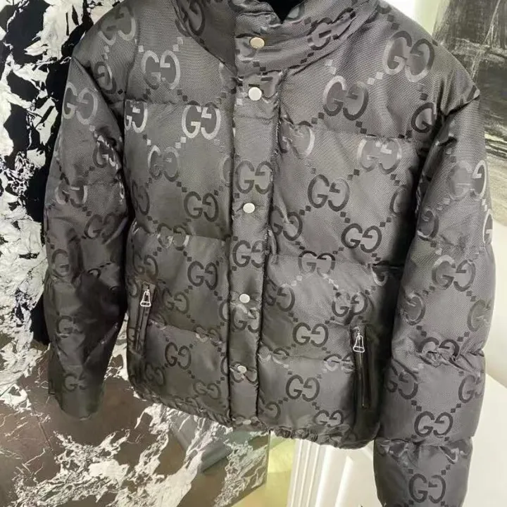 GUCCI GGキャンバス ダウンジャケット