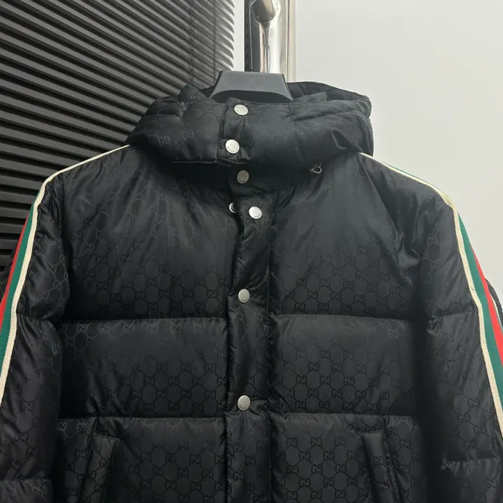 Gucci ダウン 大人気