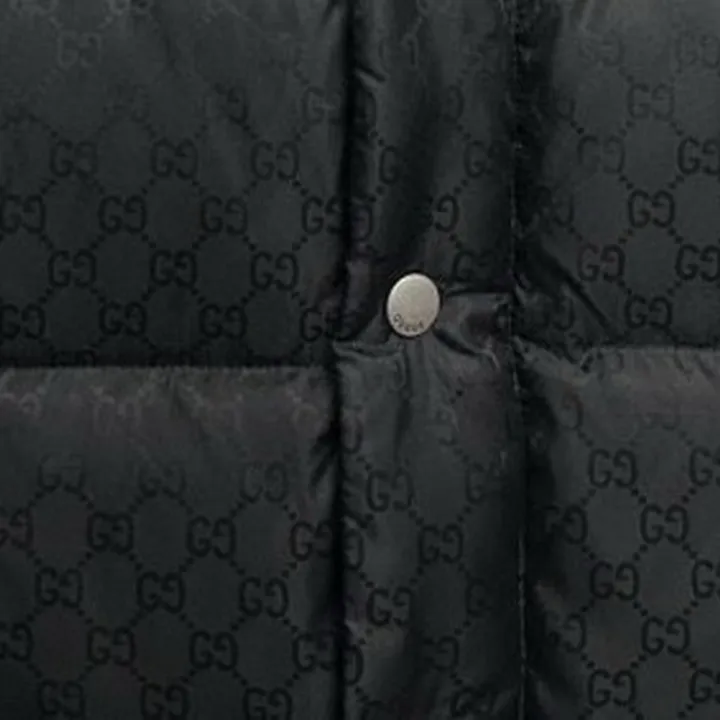 Gucci ダウン 大人気