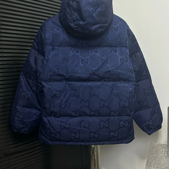 グッチ ショート丈 ダウン