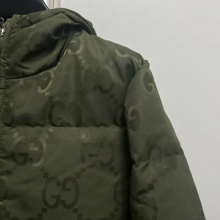 GUCCI ジャンボGG ダウンジャケット
