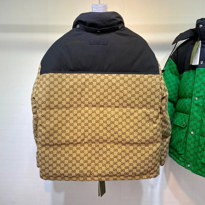 プレミアム アウトドアウェア