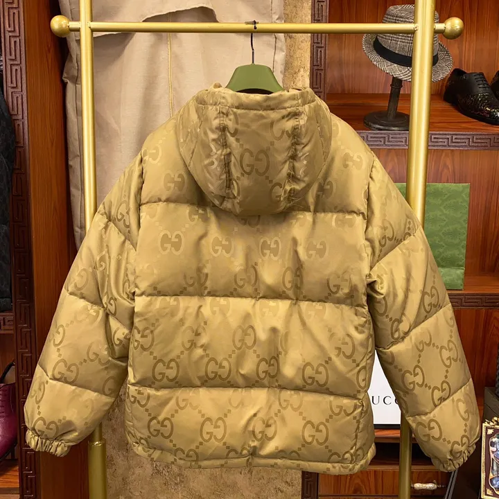 グッチ GGキャンバスダウンジャケット