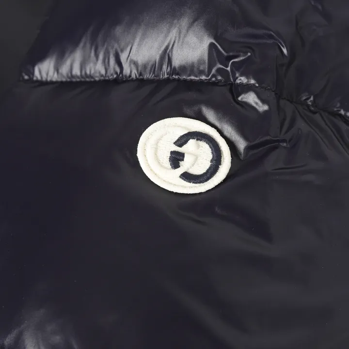 GUCCI ダウン ジャケット 通気