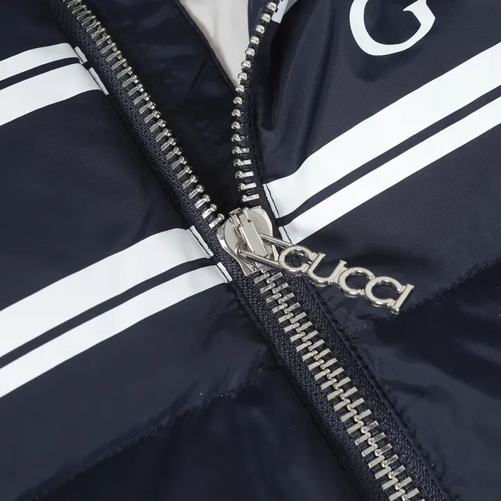 GUCCI 秋冬 トップス