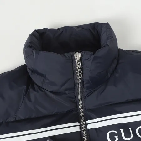 GUCCI フード付き ダウンコート