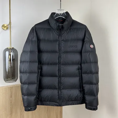 GUCCI ダウンジャケット