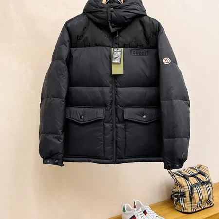 GUCCI ダウンジャケット メンズ
