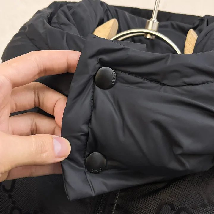 グッチ 冬 ダウン