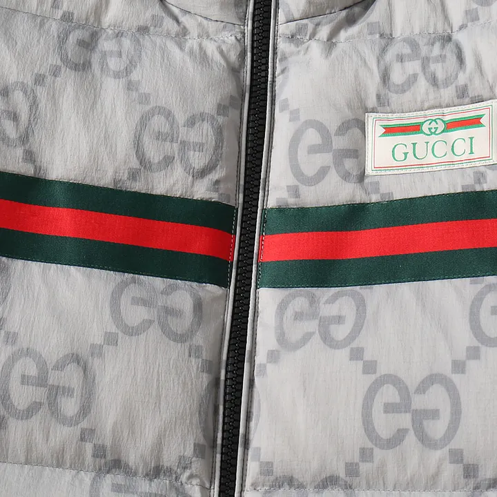 グッチ ダウンジャケット 男女兼用