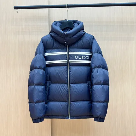 グッチショート丈 ダウンジャケット