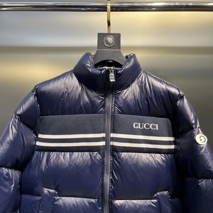 GUCCI ダウンジャケット 撥水加工