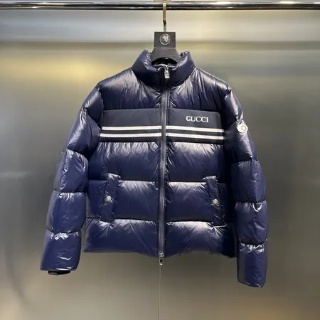 GUCCI ウォーターリペラント ダウンジャケット