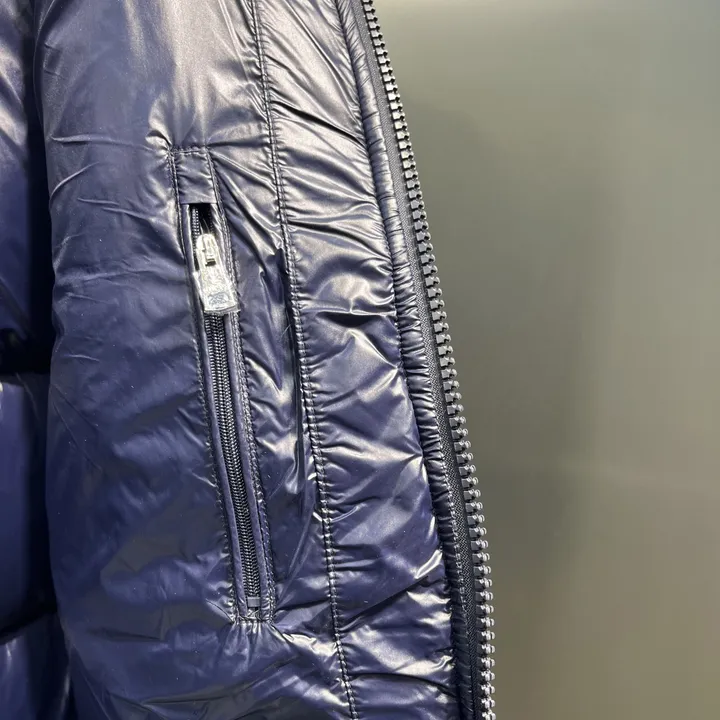 GUCCI ナイロン ダウンジャケット